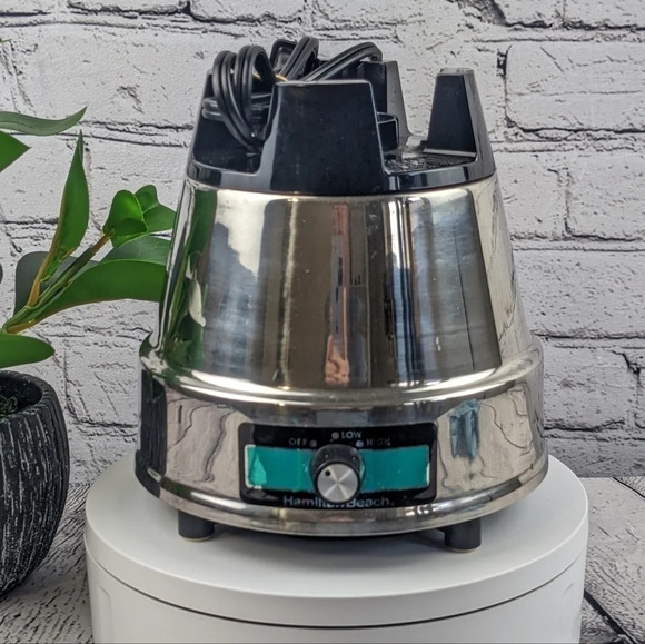 Hamilton Beach Blender 350 Watt Model E52210 Black Base Motor Only - Picture 1 of 9